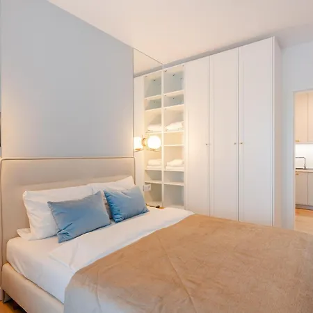 Aqua Polanki B014 Eltom Tour Apartment